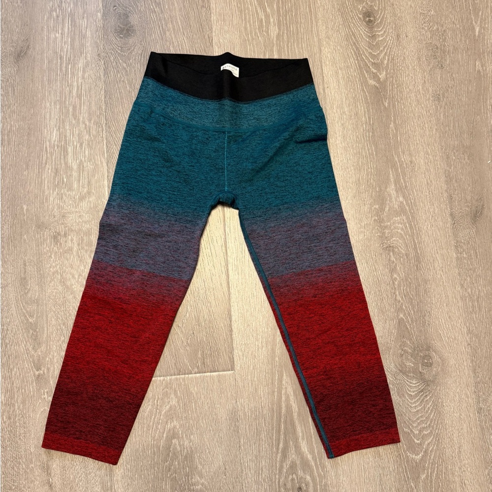 Athleta Relay Capri - size S